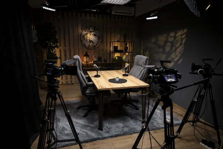 studio podcast modular București setup audio video profesional