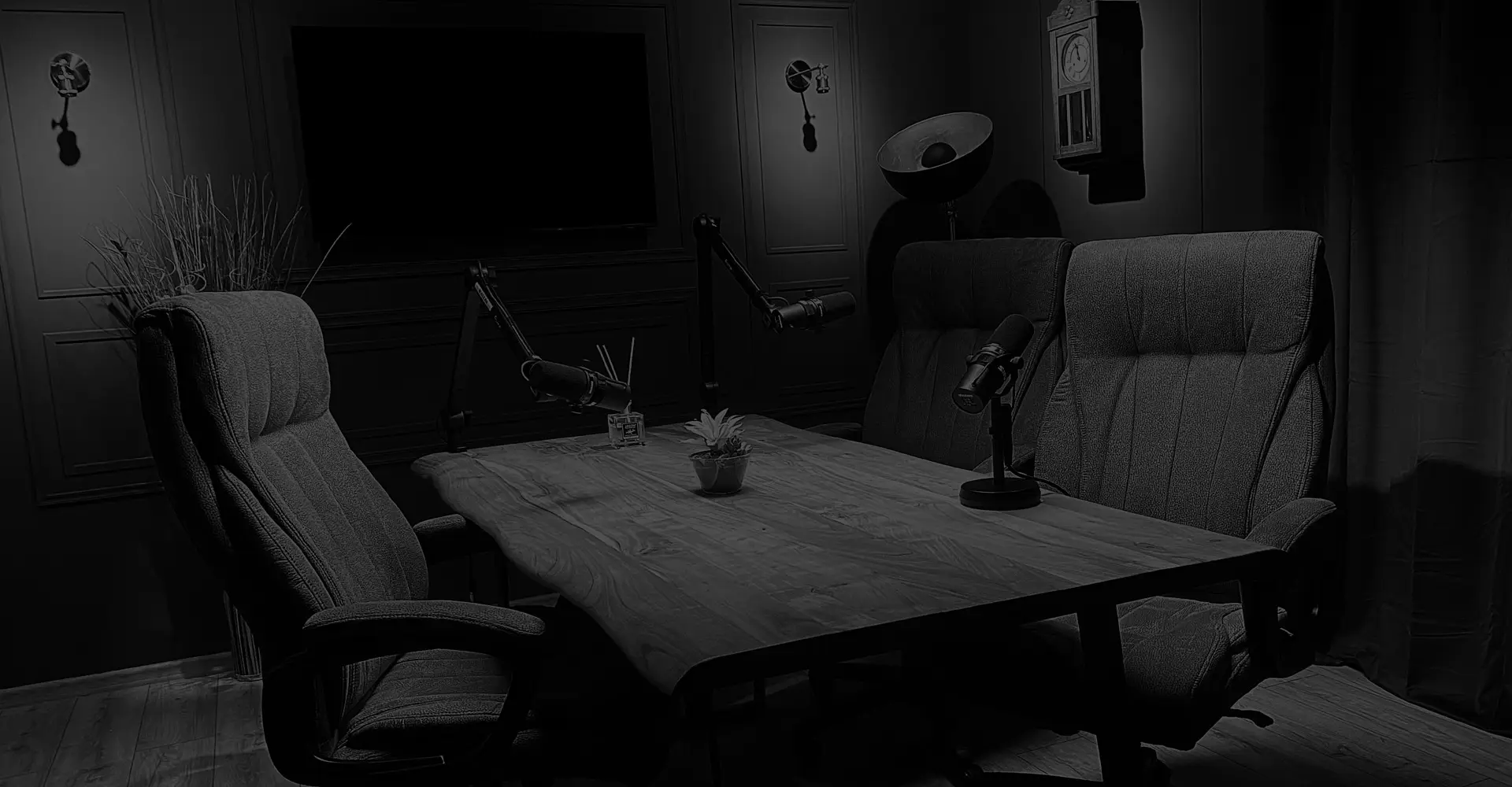 Studio inregistrari audio video podcast cursuri online live streaming webinar inchiriere echipament studio filmari